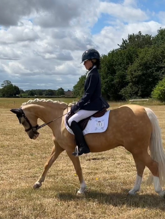 Equestrian success for Isabella and Frankie