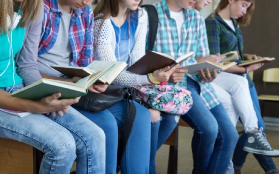 Why read for 30 minutes a day?